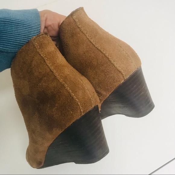 Nicole Camel Brown Pat Wedge Bootie size 8 - Picture 7 of 16